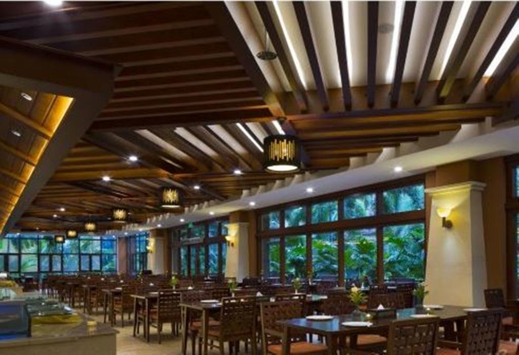Отель Ramada Plaza Xishuangbanna Экстерьер фото