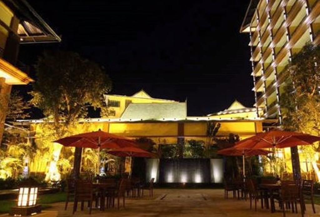 Отель Ramada Plaza Xishuangbanna Экстерьер фото